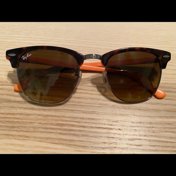 Rarely worn! Ray Ban Clubmaster Sunglasses - Picture 2 of 5